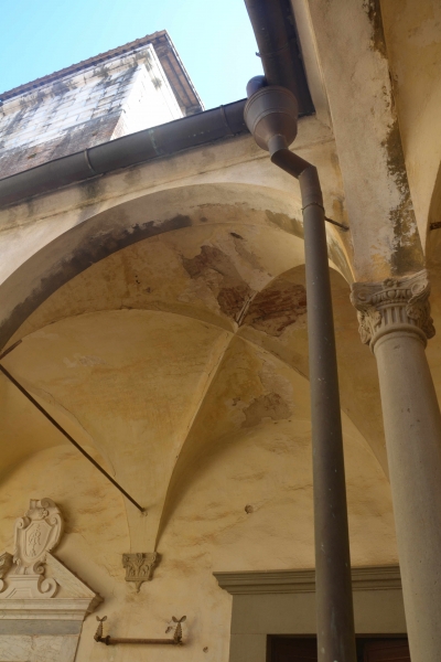 Il Chiostro prima del restauro 5 ©CertosadiCalci-MiBACT