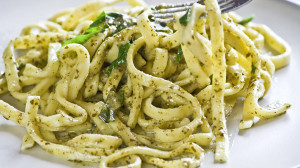 tagliatelle-al-pesto-genovese-scomposto